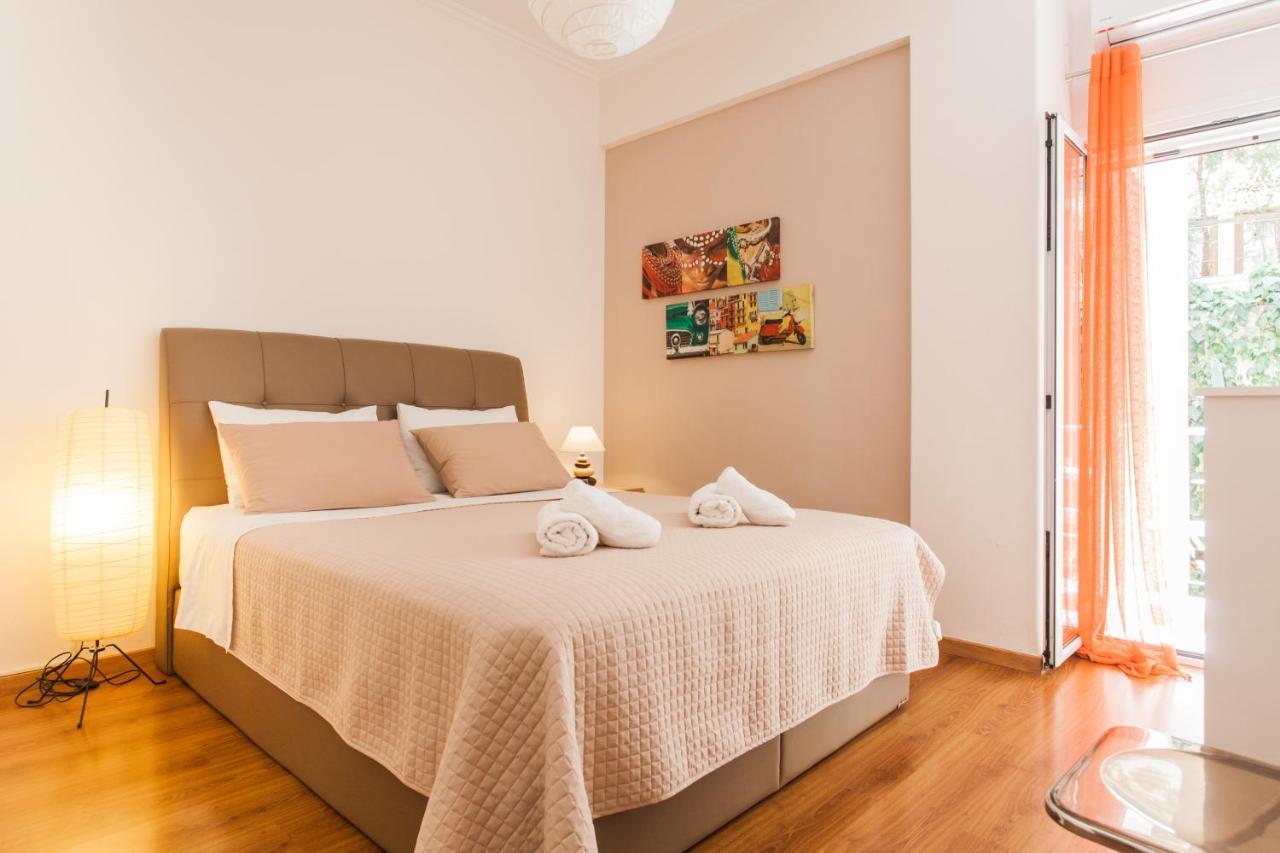Central Apartment At Plaka 1 Bed For 2 Pers أثينا المظهر الخارجي الصورة