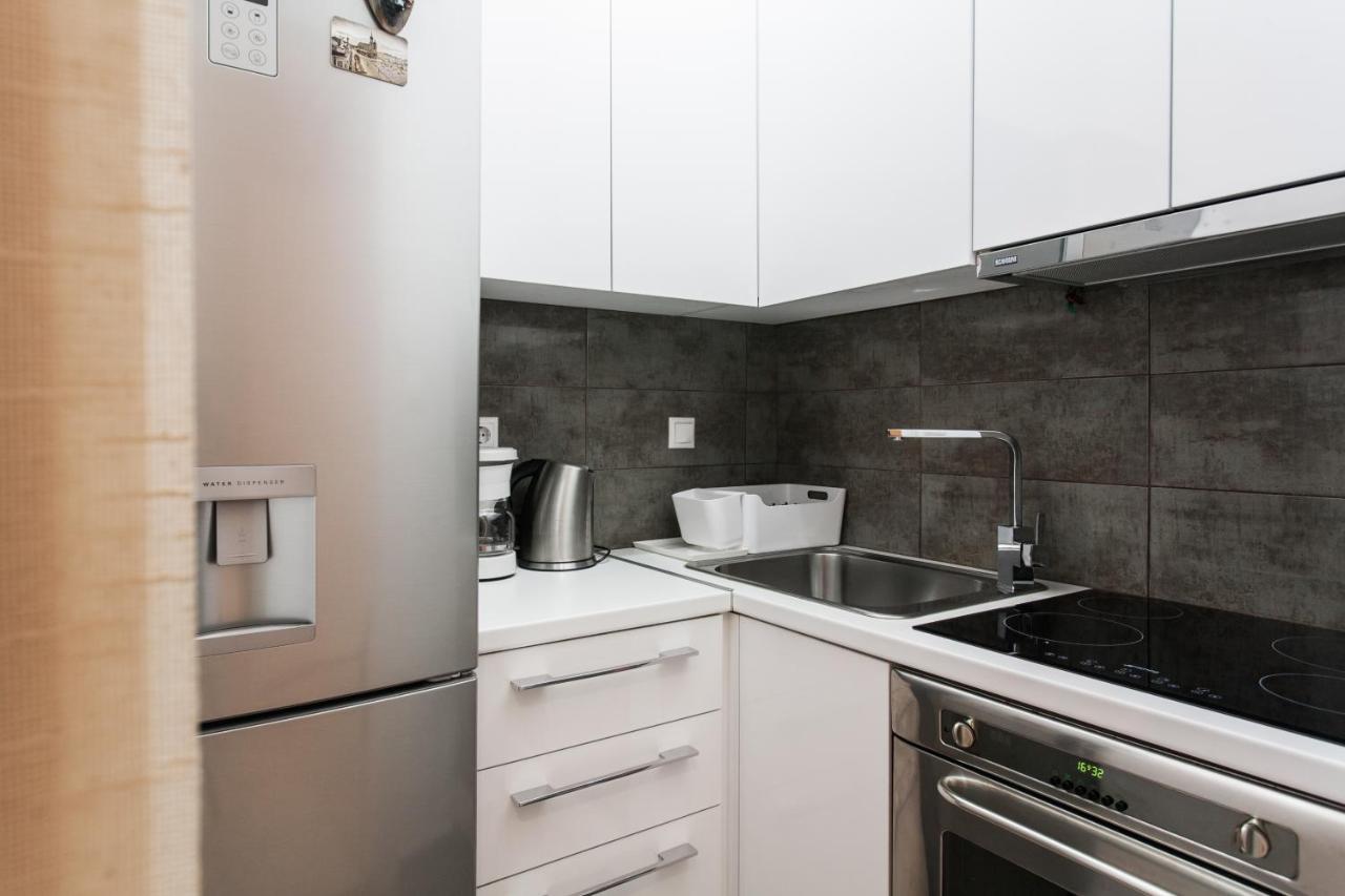 Central Apartment At Plaka 1 Bed For 2 Pers أثينا المظهر الخارجي الصورة