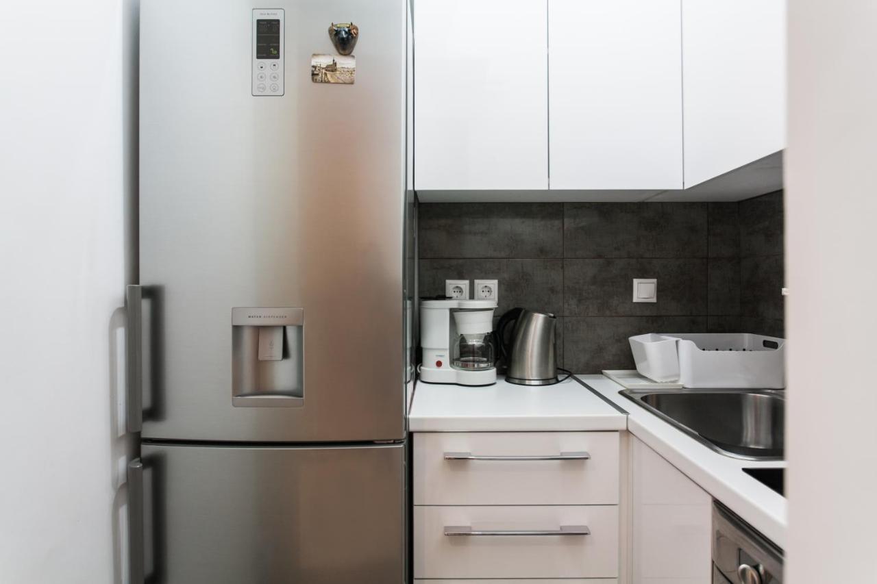 Central Apartment At Plaka 1 Bed For 2 Pers أثينا المظهر الخارجي الصورة